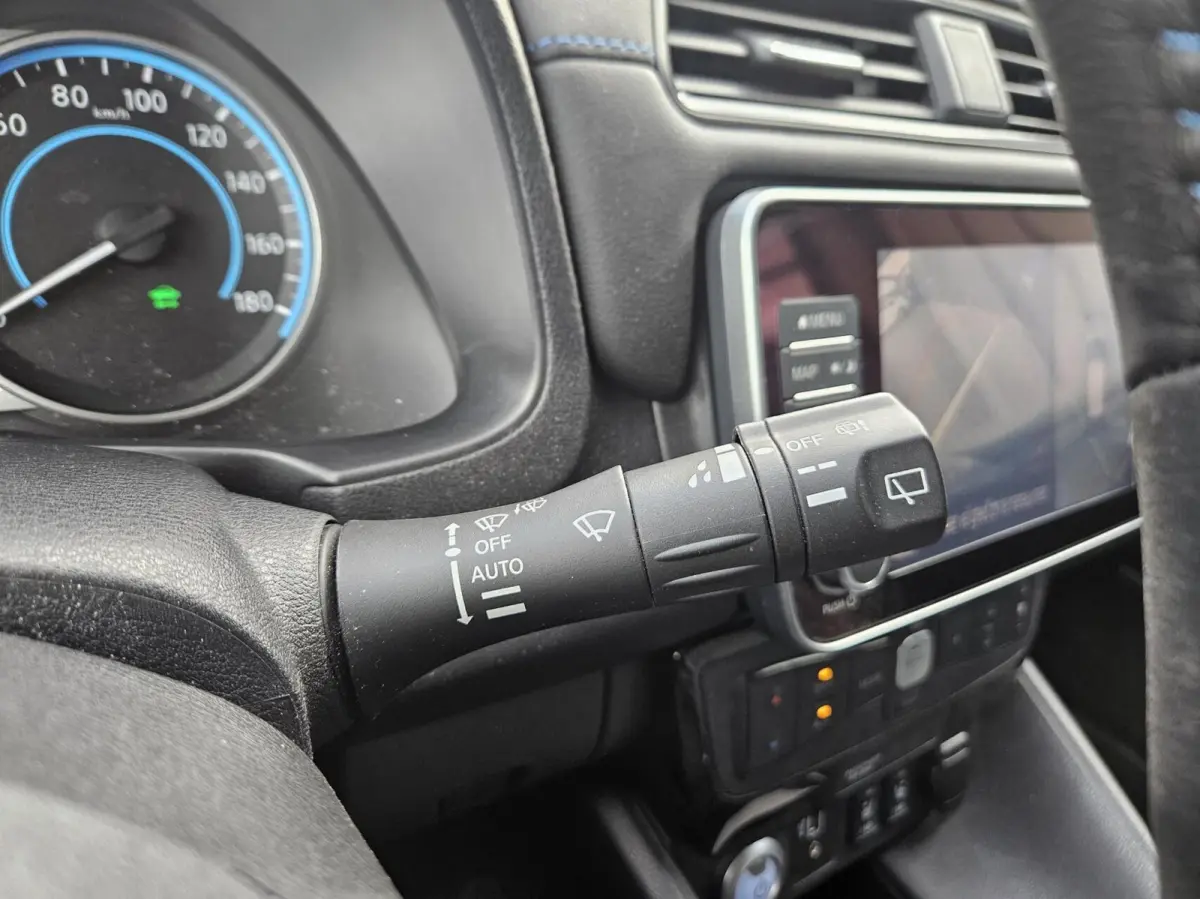 e+ Tekna 62 kWh LONG RANGE 33000 km NAP!
