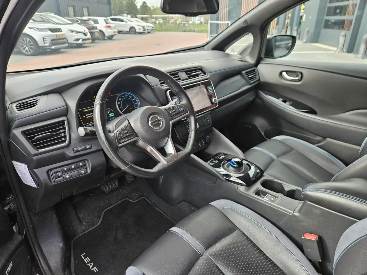 e+ Tekna 62 kWh LONG RANGE 33000 km NAP!