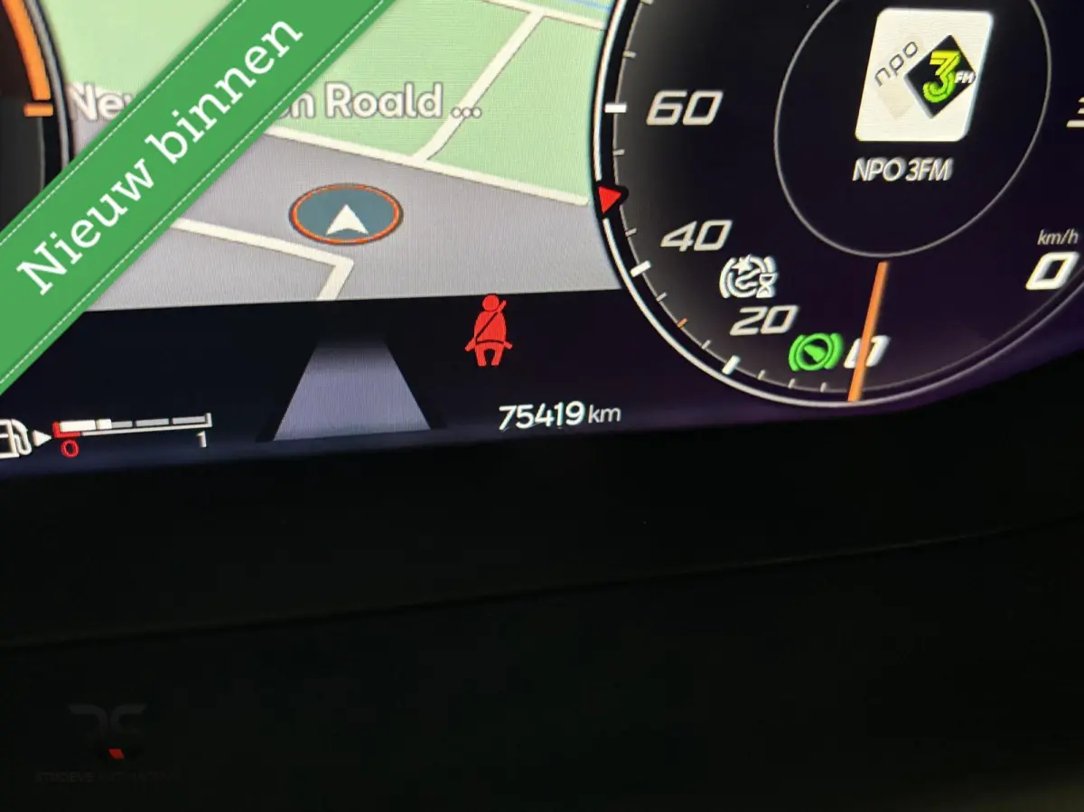 Edition | Navi | LED | Virtual | ACC | DAB | Keyless | Alcantara | Stoel/stuurverw | Sfeerv |