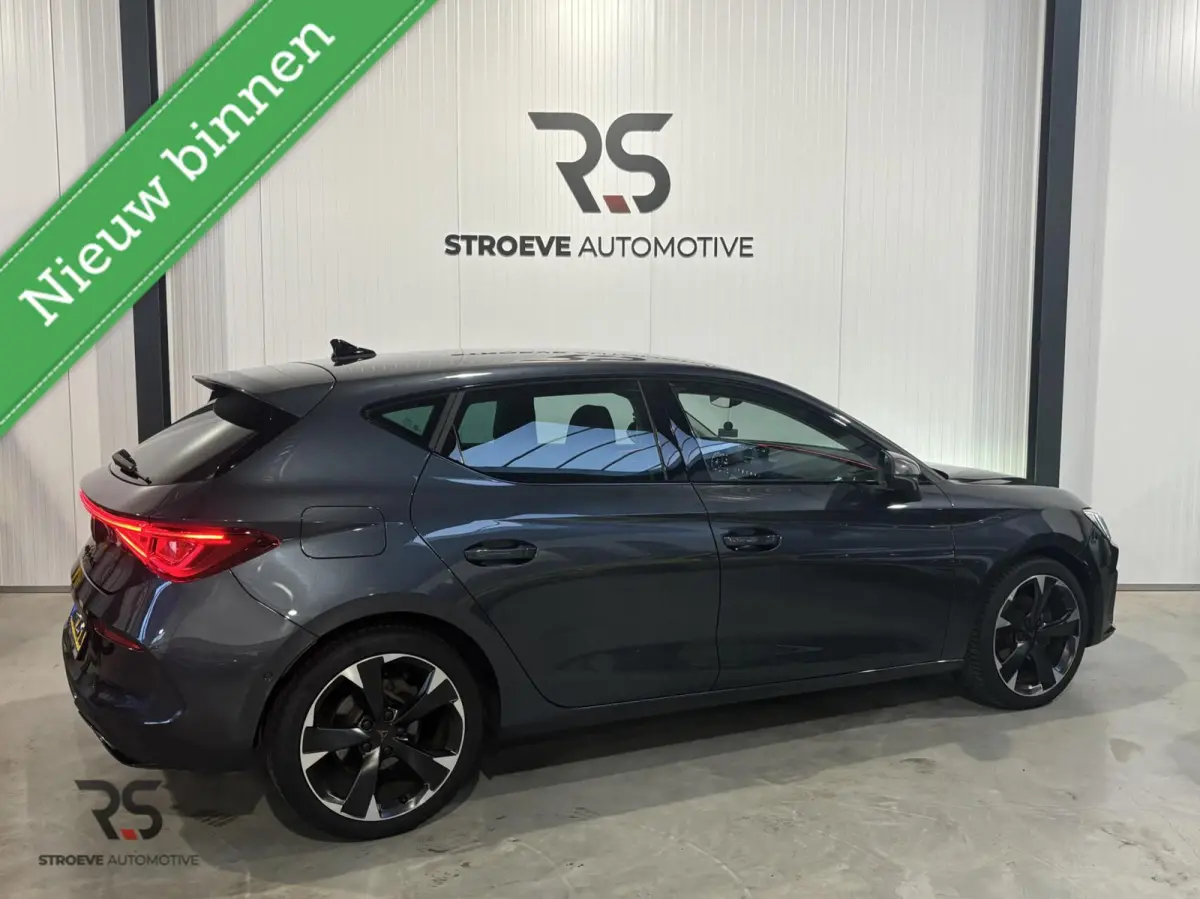 Edition | Navi | LED | Virtual | ACC | DAB | Keyless | Alcantara | Stoel/stuurverw | Sfeerv |