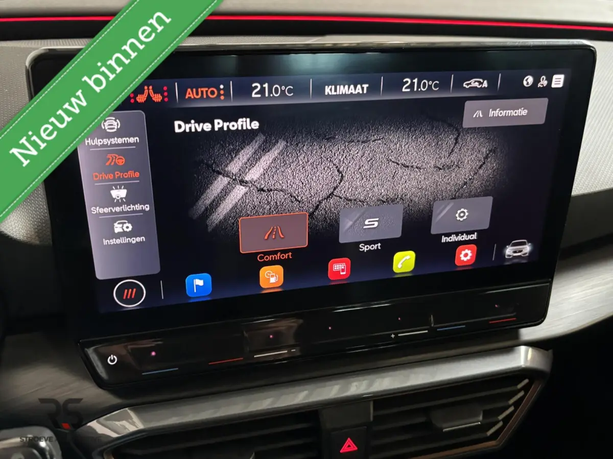 Edition | Navi | LED | Virtual | ACC | DAB | Keyless | Alcantara | Stoel/stuurverw | Sfeerv |
