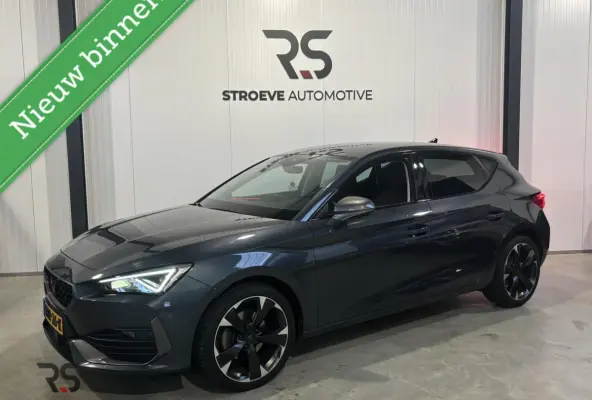 Edition | Navi | LED | Virtual | ACC | DAB | Keyless | Alcantara | Stoel/stuurverw | Sfeerv |