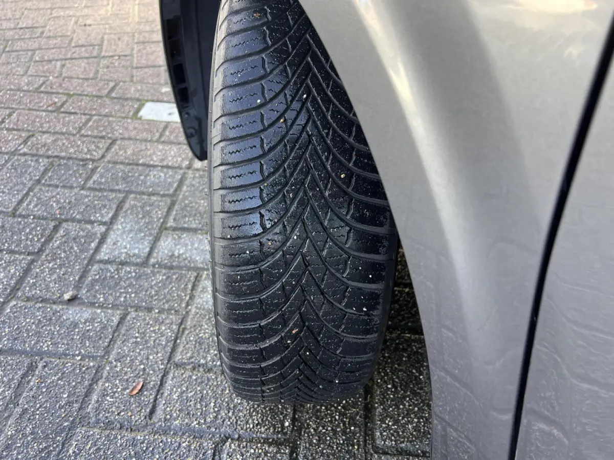 1.0 DPi ComfortLine Airco All Seasons Dealer