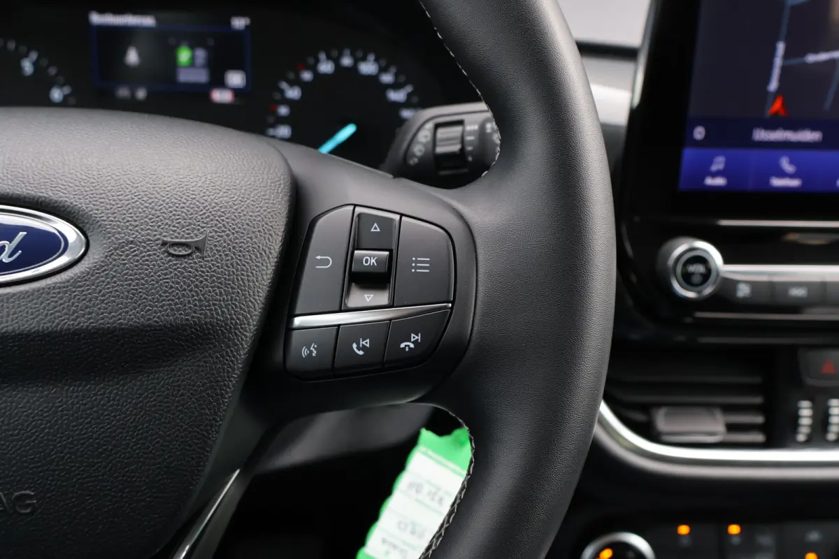 1.0 EcoBoost Titanium Automaat | 125pk | Apple Carplay / Android Auto | 17 Inch | DAB+ radio | Cruise Control