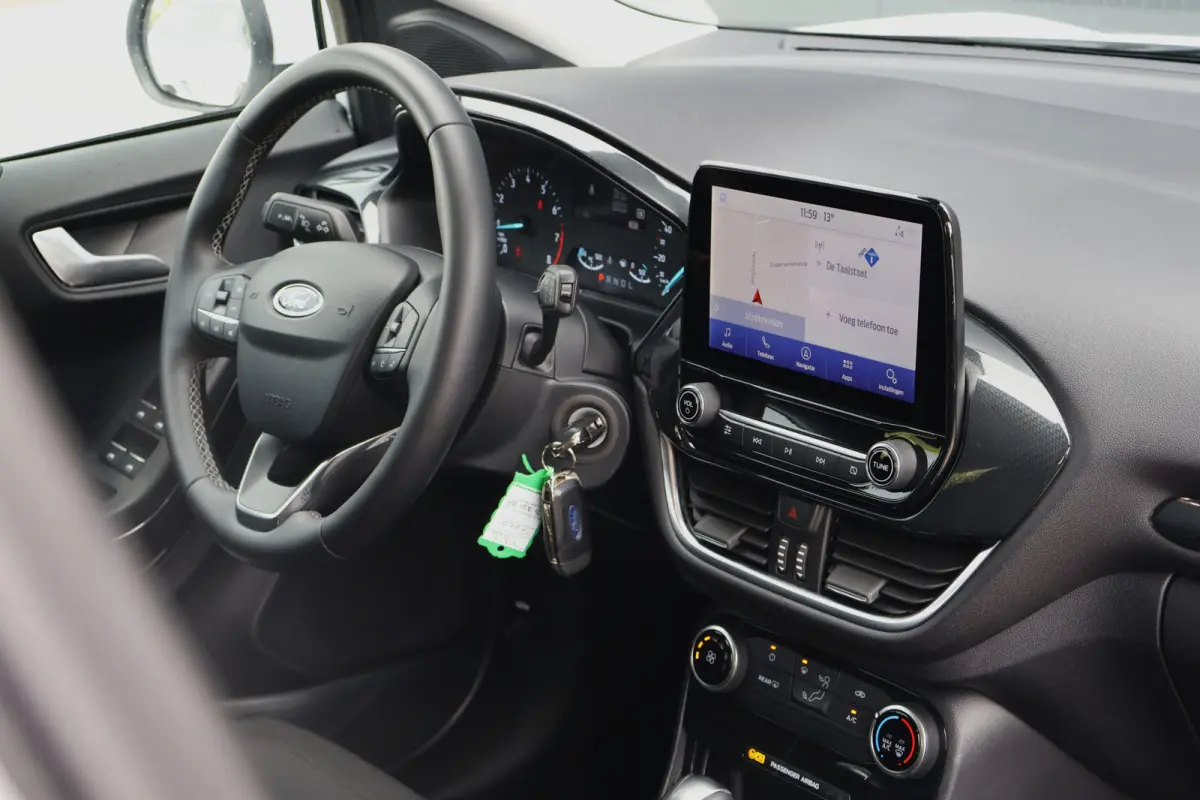 1.0 EcoBoost Titanium Automaat | 125pk | Apple Carplay / Android Auto | 17 Inch | DAB+ radio | Cruise Control
