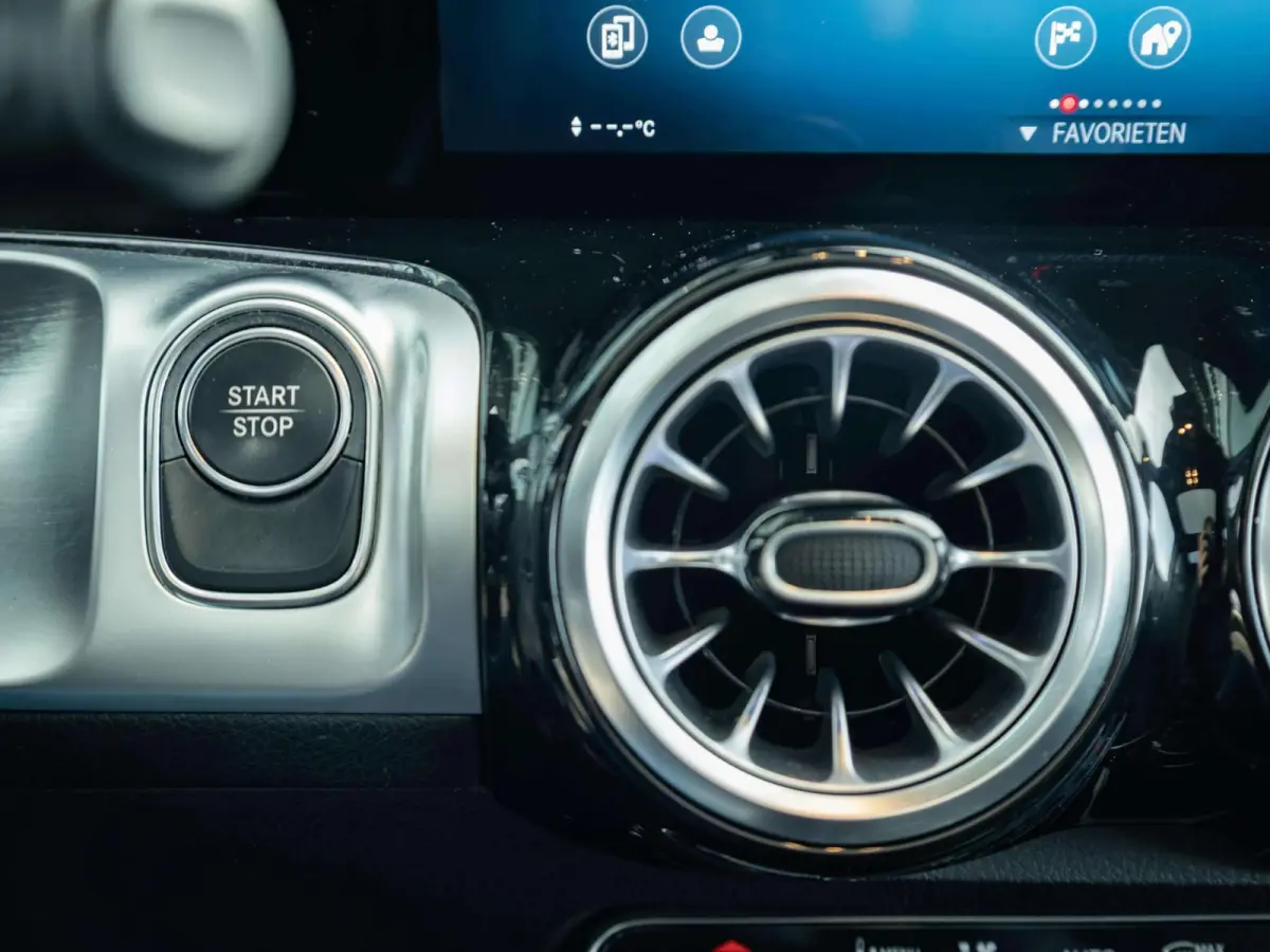 300 4MATIC AMG Line 7p. 67 kWh | Panorama dak