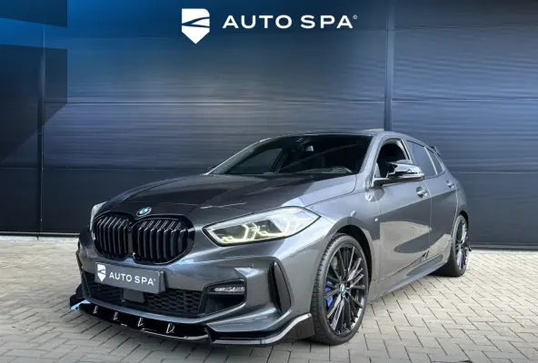 118i AUT M-SPORT | PANODAK | M-Seat | Alcantara | NL-Auto | LED |