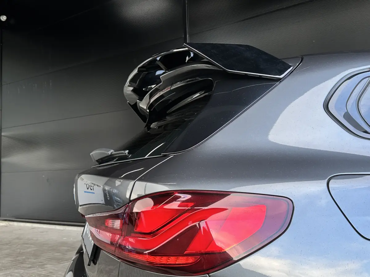 118i AUT M-SPORT | PANODAK | M-Seat | Alcantara | NL-Auto | LED |