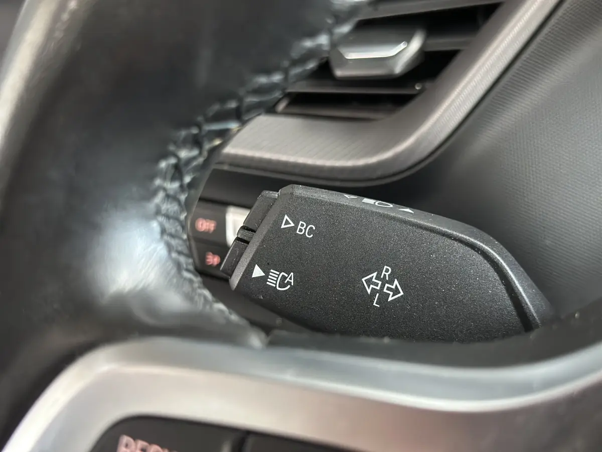 118i AUT M-SPORT | PANODAK | M-Seat | Alcantara | NL-Auto | LED |