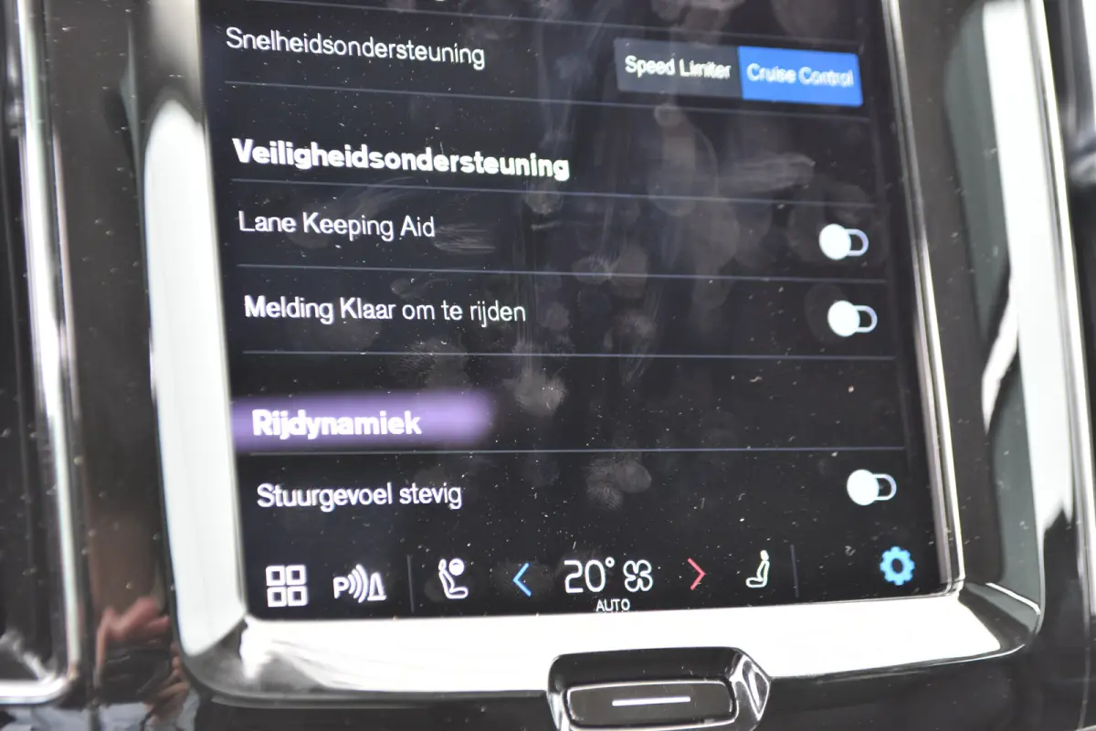 T8 Inscription | Pano | Harman Kardon | Normale Cruise Control!! | Trekhaak |