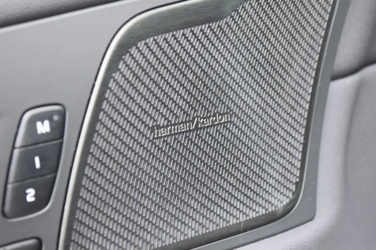 T8 Inscription | Pano | Harman Kardon | Normale Cruise Control!! | Trekhaak |