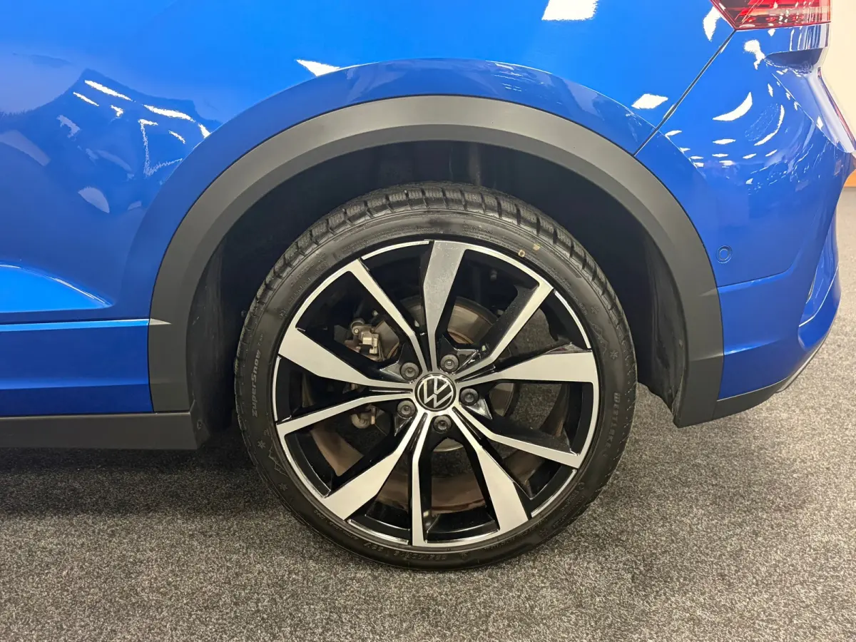 1.5 TSI R-Line*Winterpakket*Apple/ Anroid*PDC*LED*Navi*Camera*
