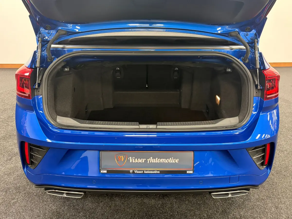 1.5 TSI R-Line*Winterpakket*Apple/ Anroid*PDC*LED*Navi*Camera*