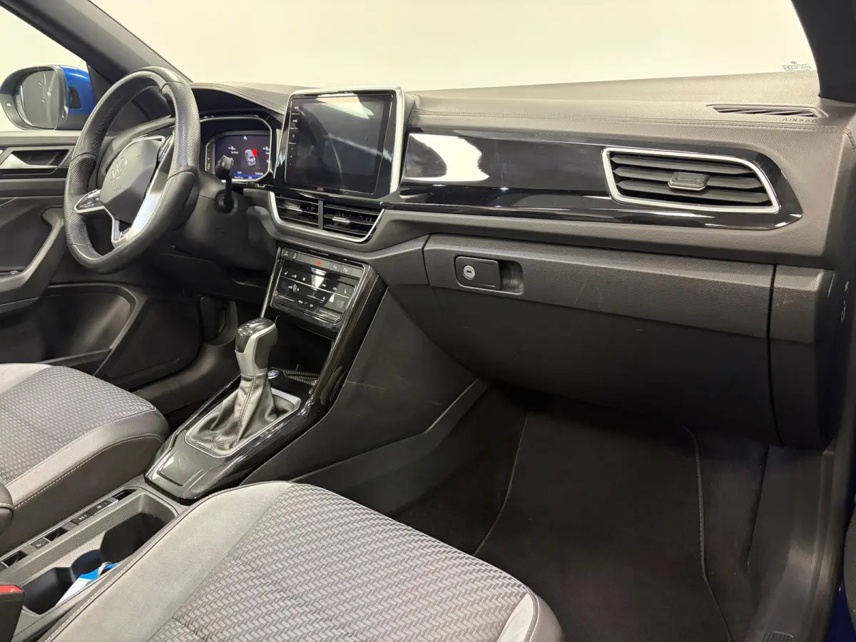 1.5 TSI R-Line*Winterpakket*Apple/ Anroid*PDC*LED*Navi*Camera*