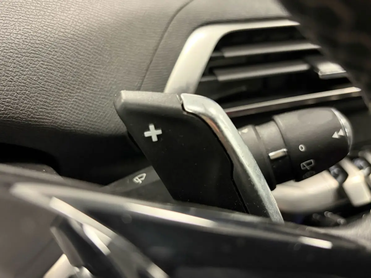 1.2 PureTech Allure*Automaat*Leder*Electr-Klep*Cruise-Control*Xenon*