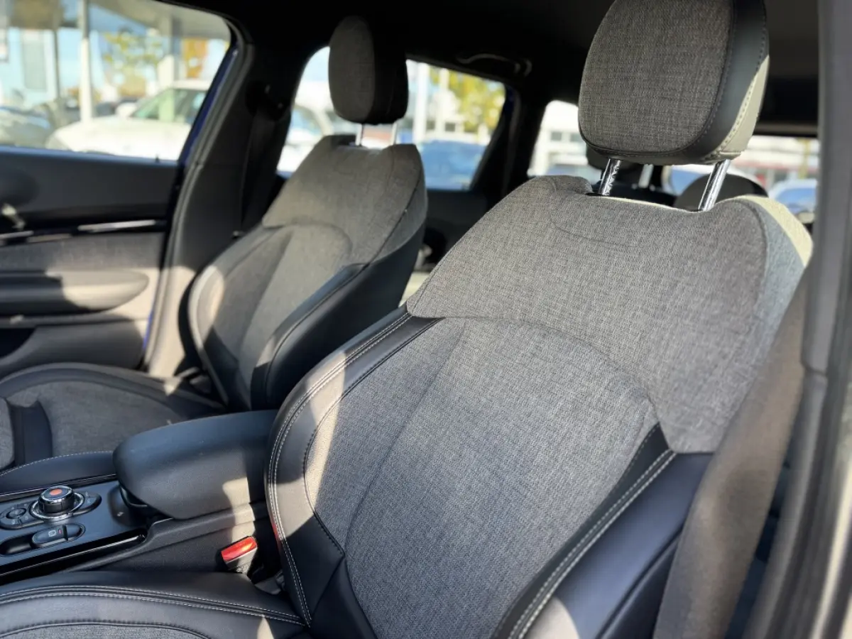 1.5 Cooper Business Edition | HUD | Cruise | Climate