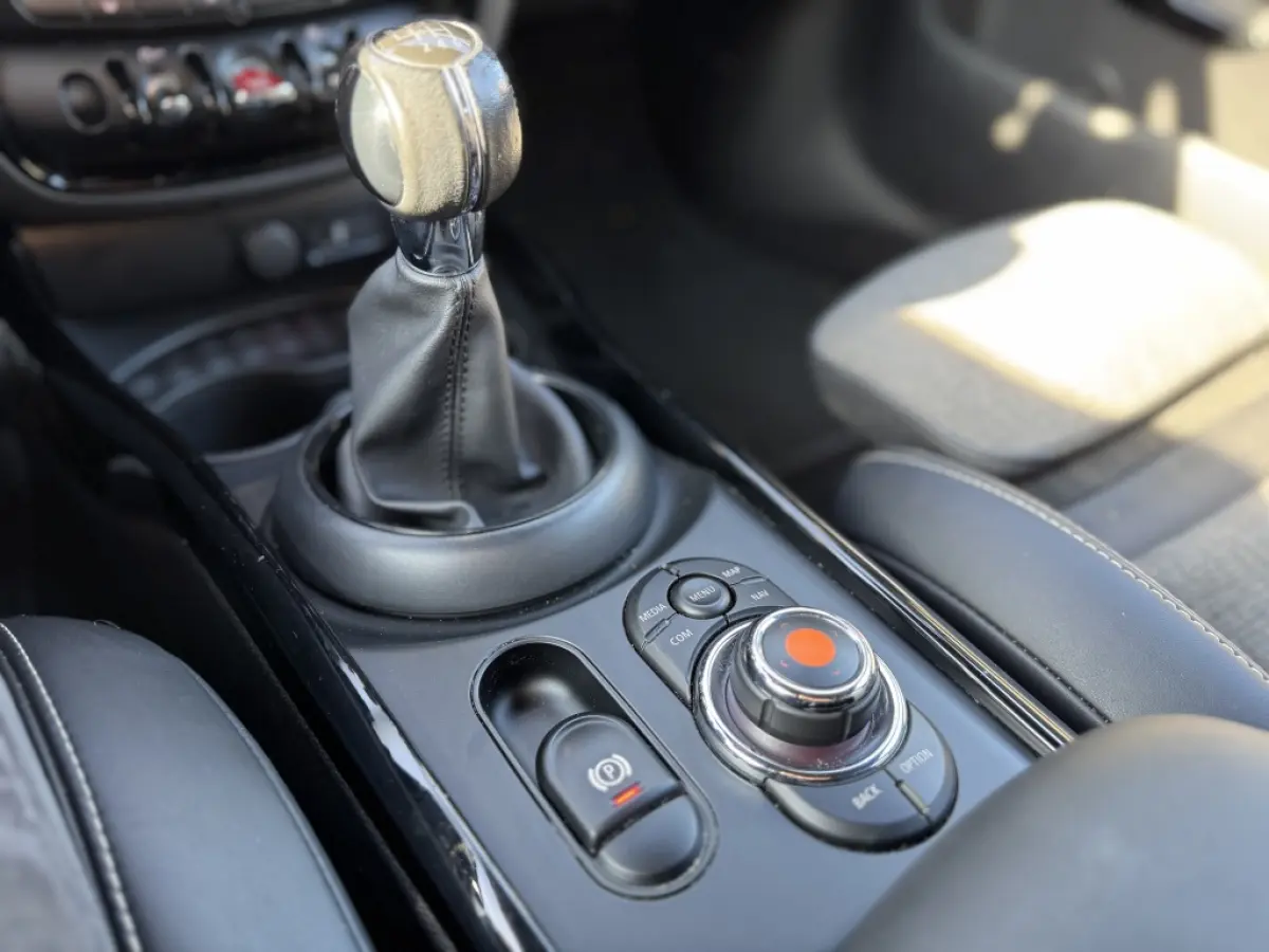 1.5 Cooper Business Edition | HUD | Cruise | Climate