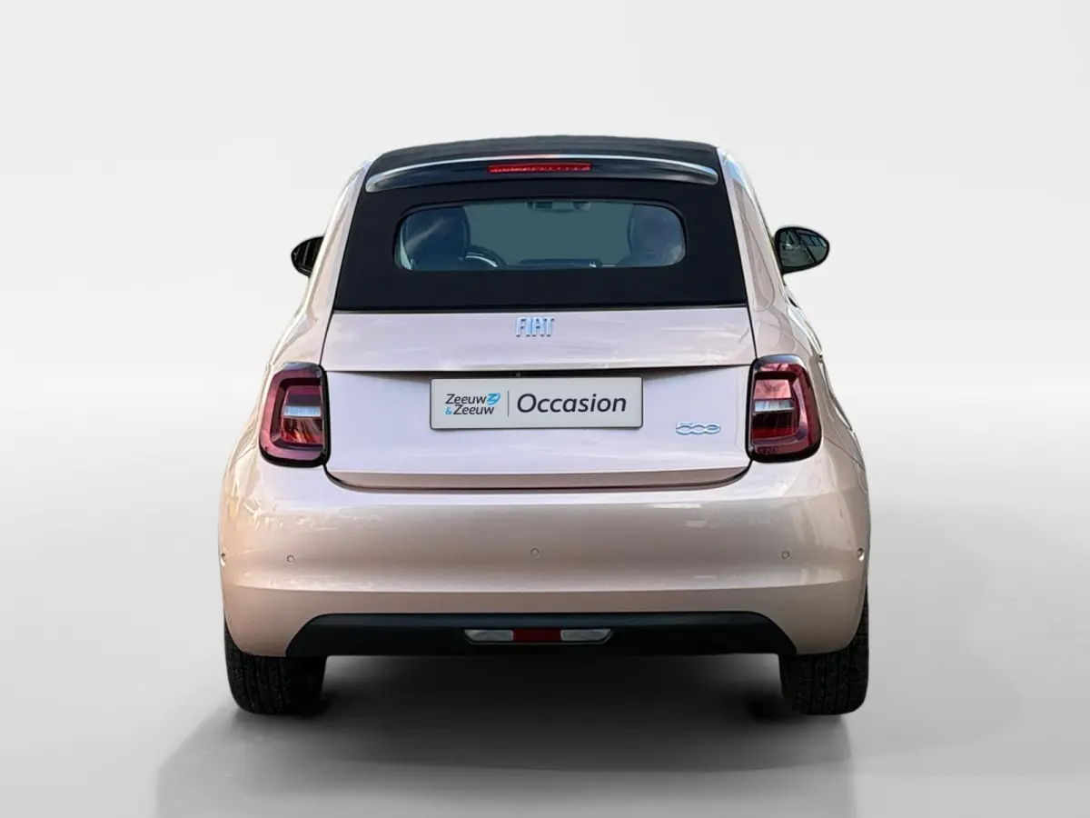 Icon 42 kWh | Keyless | Stoelverwarming | Camera | Lane Assist | Adaptive Cruise | Apple Carplay | Android Auto | LED | Lichtmetalen velgen | 1 Jaar Bovag Garantie