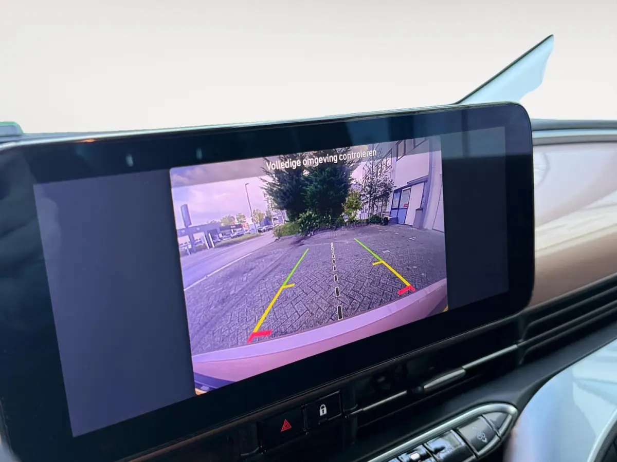Icon 42 kWh | Keyless | Stoelverwarming | Camera | Lane Assist | Adaptive Cruise | Apple Carplay | Android Auto | LED | Lichtmetalen velgen | 1 Jaar Bovag Garantie
