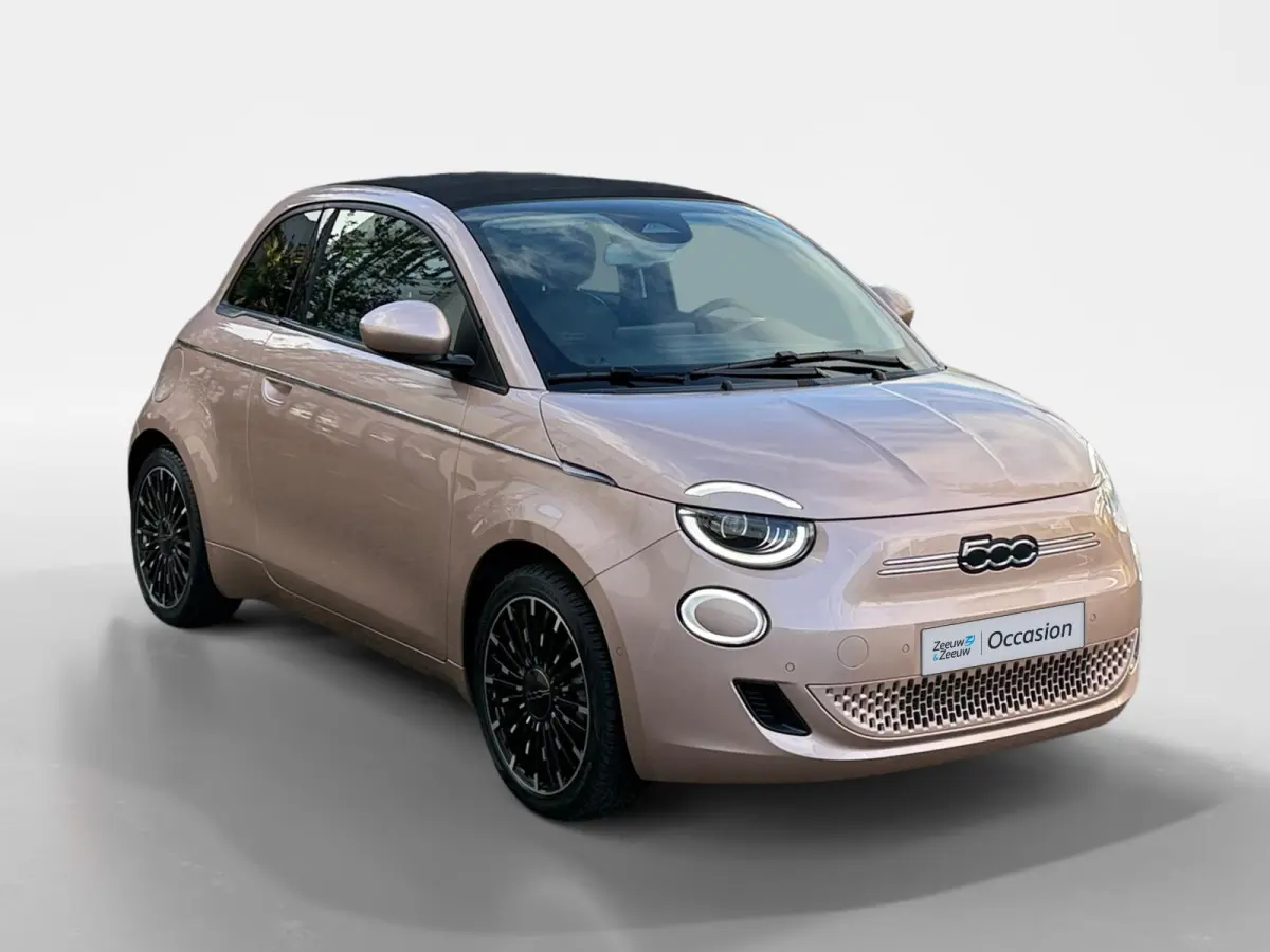 Icon 42 kWh | Keyless | Stoelverwarming | Camera | Lane Assist | Adaptive Cruise | Apple Carplay | Android Auto | LED | Lichtmetalen velgen | 1 Jaar Bovag Garantie