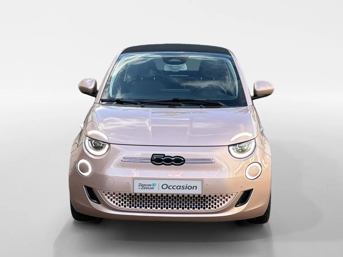 Icon 42 kWh | Keyless | Stoelverwarming | Camera | Lane Assist | Adaptive Cruise | Apple Carplay | Android Auto | LED | Lichtmetalen velgen | 1 Jaar Bovag Garantie