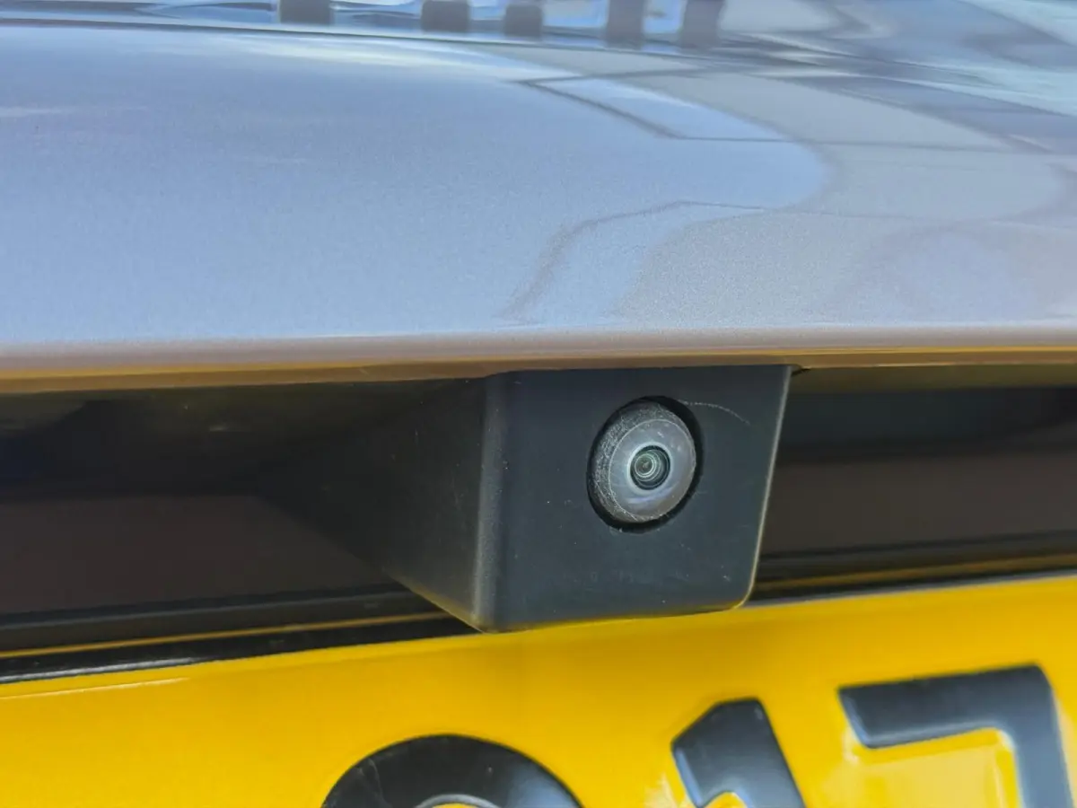 Icon 42 kWh | Keyless | Stoelverwarming | Camera | Lane Assist | Adaptive Cruise | Apple Carplay | Android Auto | LED | Lichtmetalen velgen | 1 Jaar Bovag Garantie