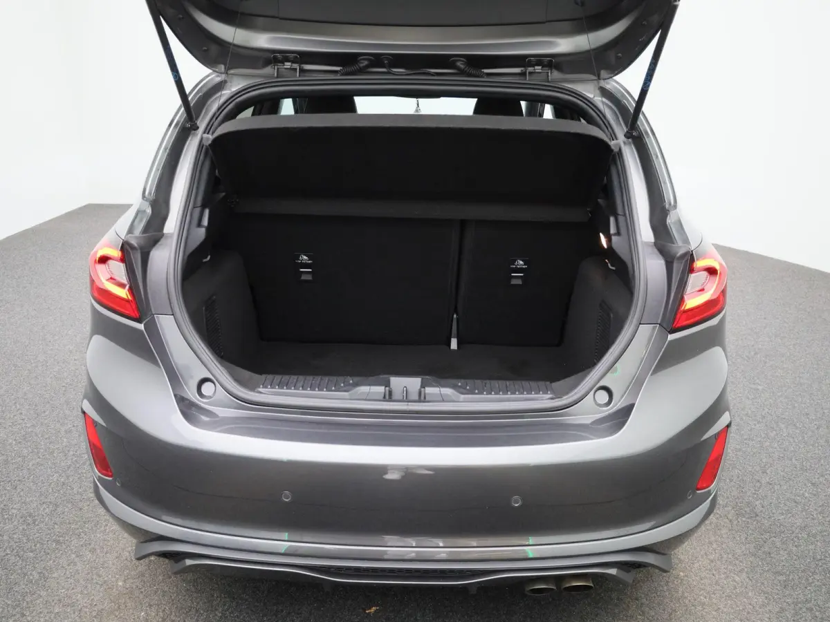 1.5 Ecoboost ST-X | 200 pk | Sportstoelen | Performance Pack | Winter Pack | LED
