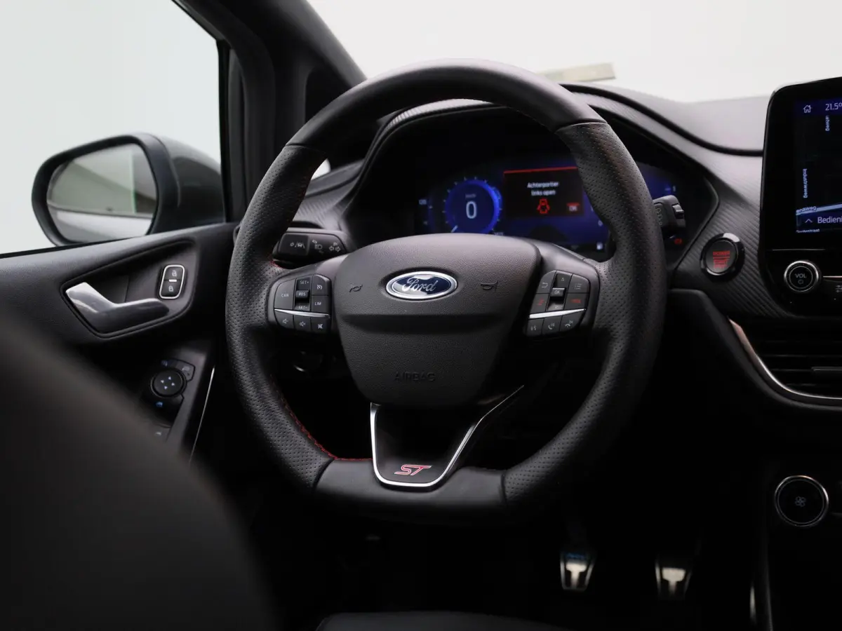 1.5 Ecoboost ST-X | 200 pk | Sportstoelen | Performance Pack | Winter Pack | LED