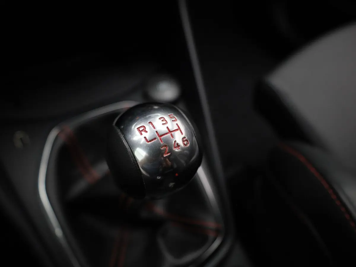 1.5 Ecoboost ST-X | 200 pk | Sportstoelen | Performance Pack | Winter Pack | LED