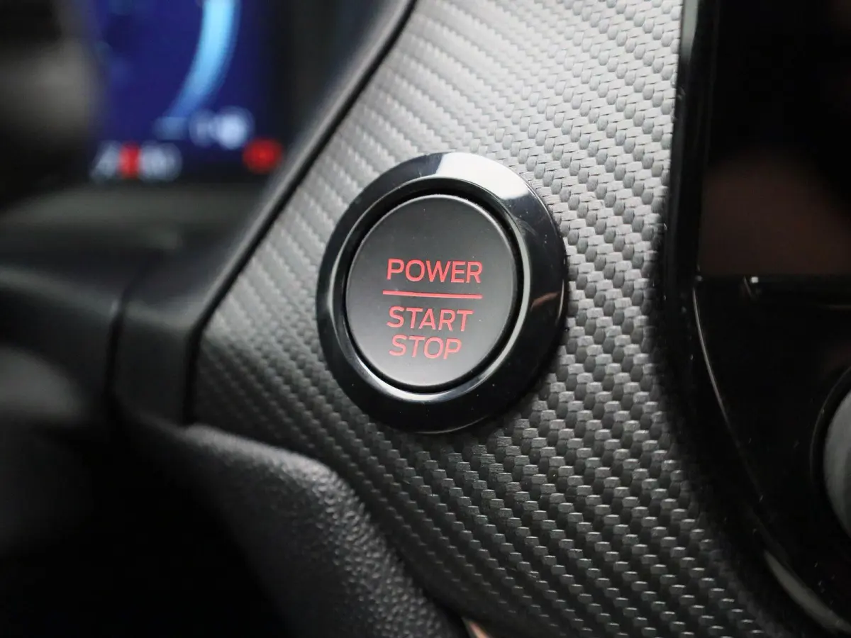 1.5 Ecoboost ST-X | 200 pk | Sportstoelen | Performance Pack | Winter Pack | LED