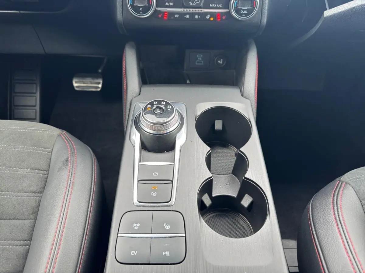 2.5 PHEV ST-Line X | Trekhaak | Navigatie | Stoel + Stuurverwarming | Keyless entry | Adaptive cruise control