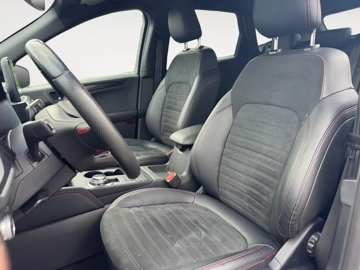2.5 PHEV ST-Line X | Trekhaak | Navigatie | Stoel + Stuurverwarming | Keyless entry | Adaptive cruise control