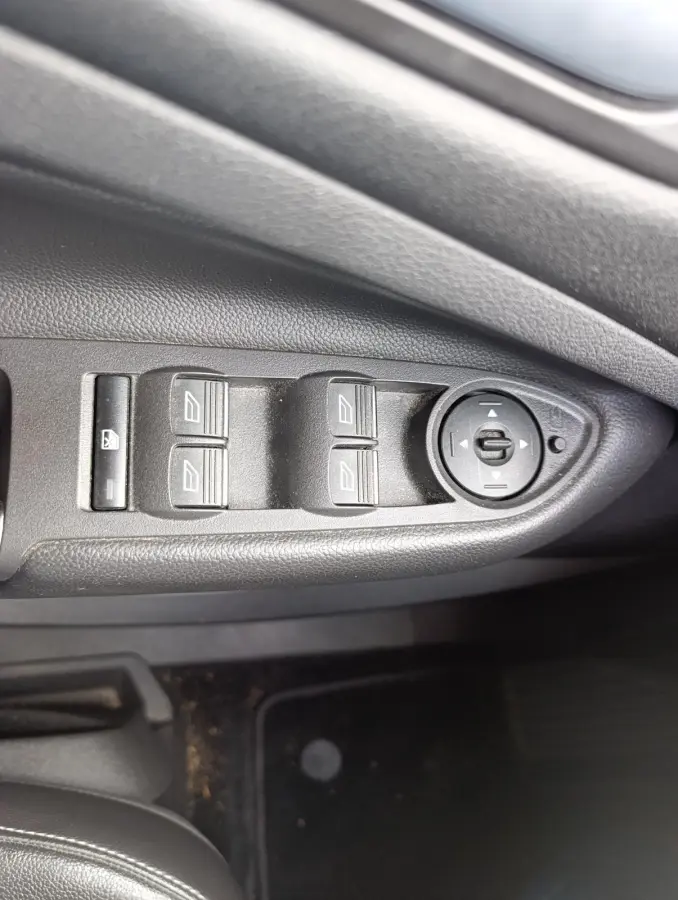 1.5 EcoBoost Titanium | 1e-eigenaar | 1800kg trekgewicht | Trekhaak | Elek. Achterklep | Stoel/voorruitverwarming | Camera | Sony-audio