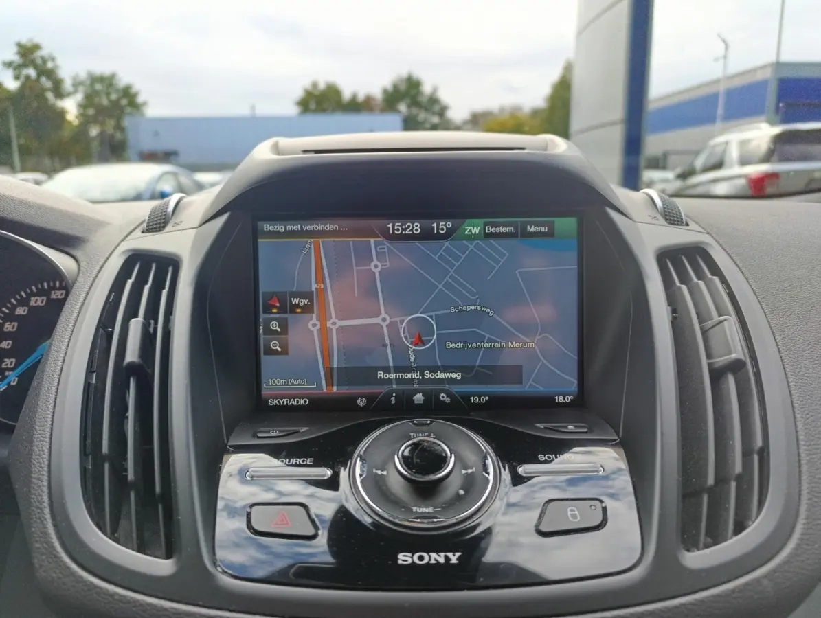 1.5 EcoBoost Titanium | 1e-eigenaar | 1800kg trekgewicht | Trekhaak | Elek. Achterklep | Stoel/voorruitverwarming | Camera | Sony-audio