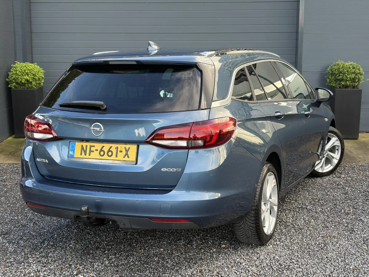 1.0 Innovation ✓1e Eigenaar✓Camera✓Trekhaak✓Carplay✓Navi✓Halfleder✓105pk✓Pdc V+A✓Recent beurt gehad✓Clima✓Cruise✓Rijstrooksensor✓N.A.P✓Apk tot 10-2027