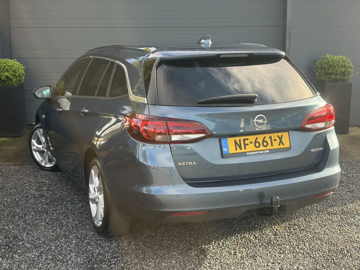 1.0 Innovation ✓1e Eigenaar✓Camera✓Trekhaak✓Carplay✓Navi✓Halfleder✓105pk✓Pdc V+A✓Recent beurt gehad✓Clima✓Cruise✓Rijstrooksensor✓N.A.P✓Apk tot 10-2027