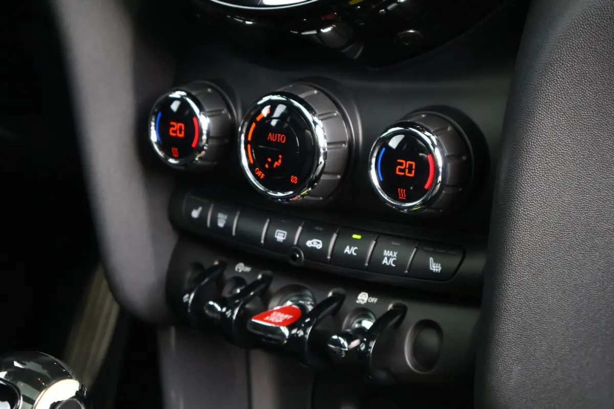 1.5 Cooper JCW Automaat | John Cooper Works trim | Pano | Stoelverwarming | Sportstoelen