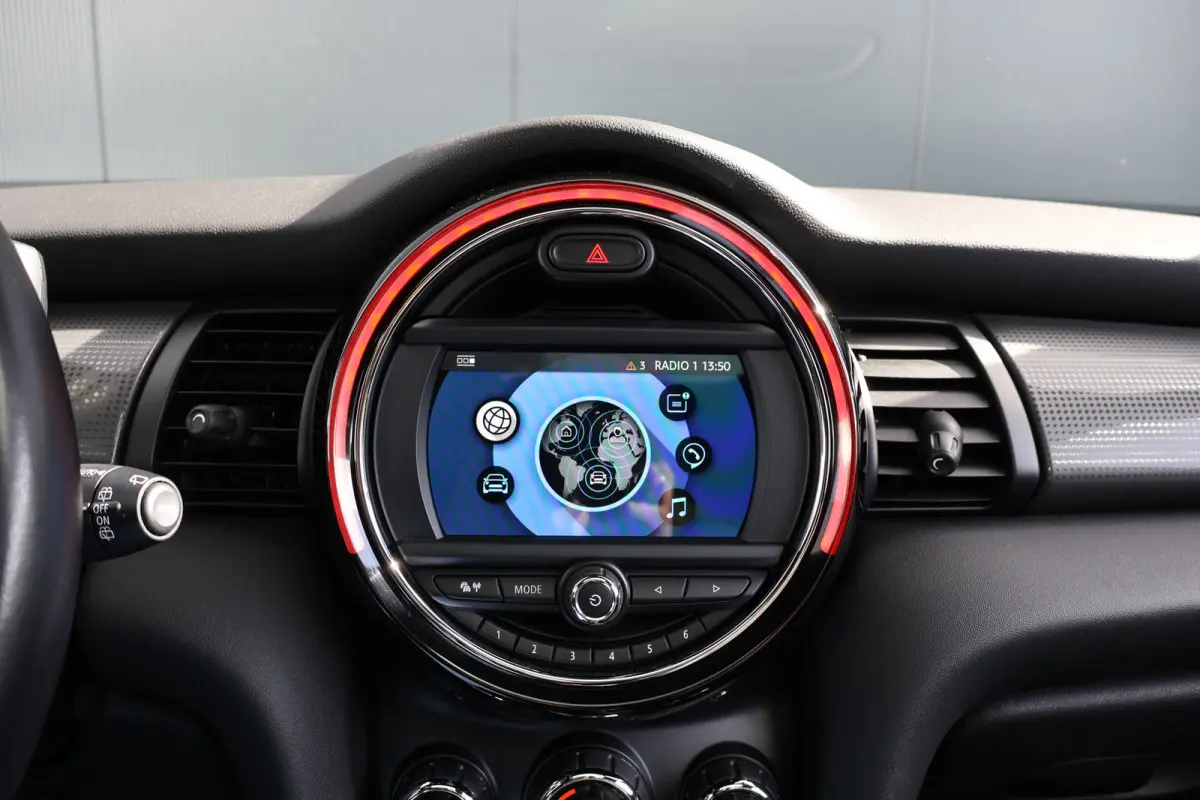 1.5 Cooper JCW Automaat | John Cooper Works trim | Pano | Stoelverwarming | Sportstoelen