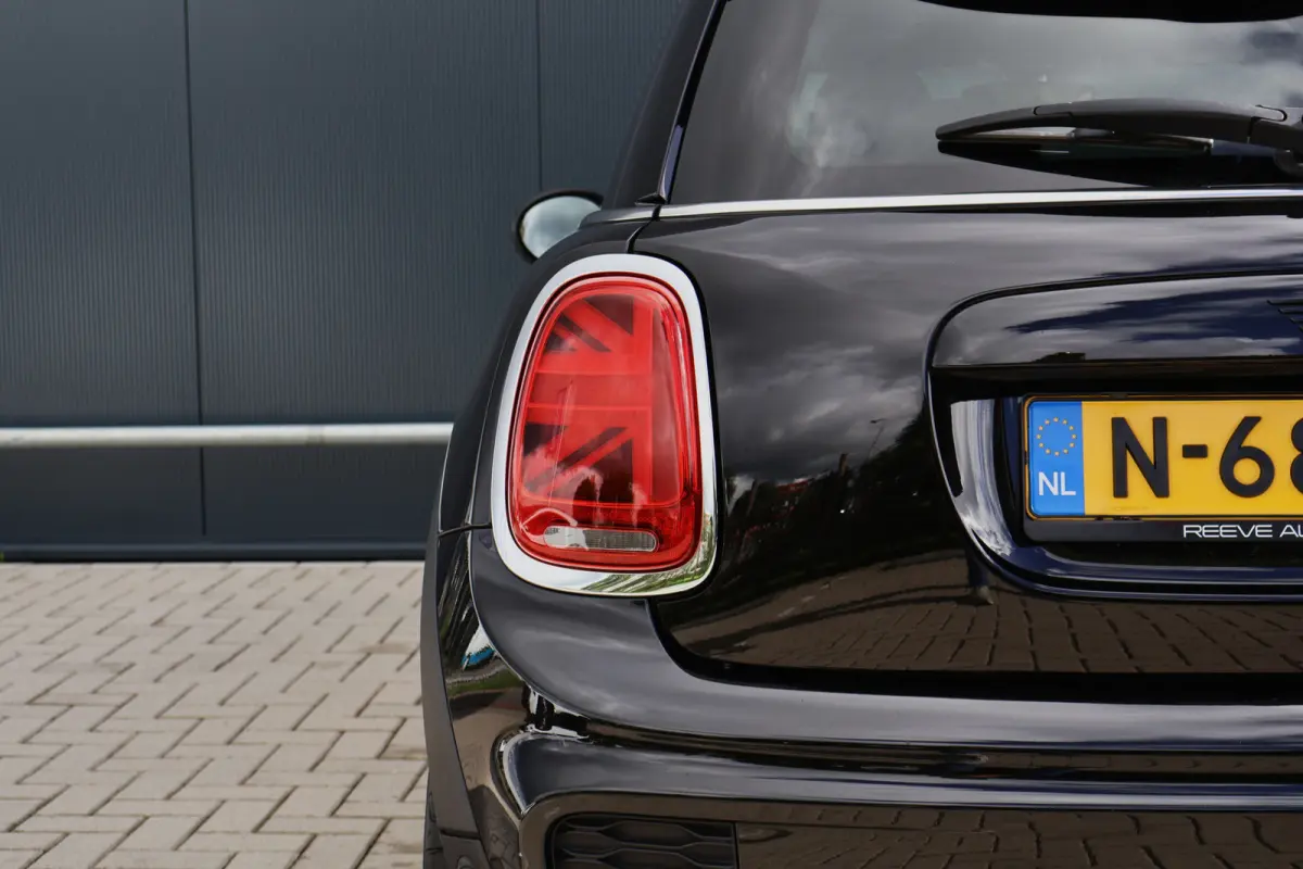 1.5 Cooper JCW Automaat | John Cooper Works trim | Pano | Stoelverwarming | Sportstoelen