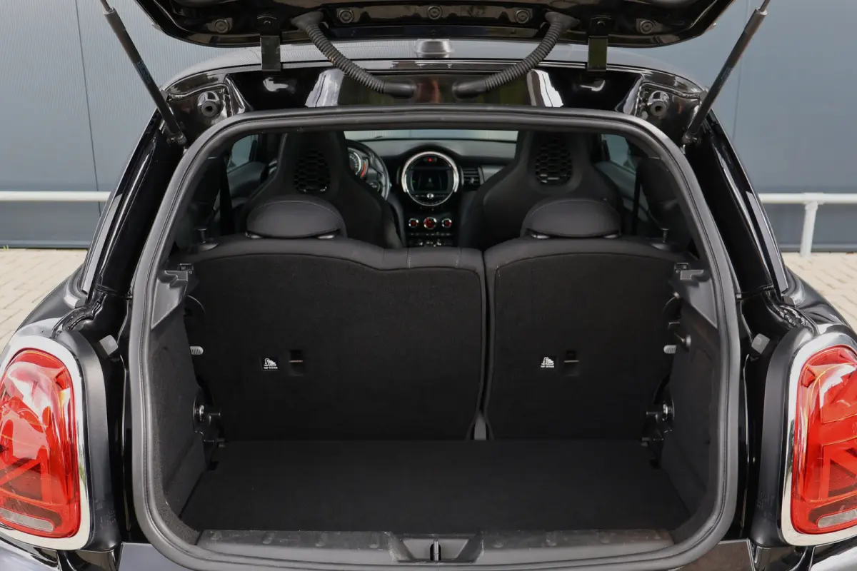 1.5 Cooper JCW Automaat | John Cooper Works trim | Pano | Stoelverwarming | Sportstoelen