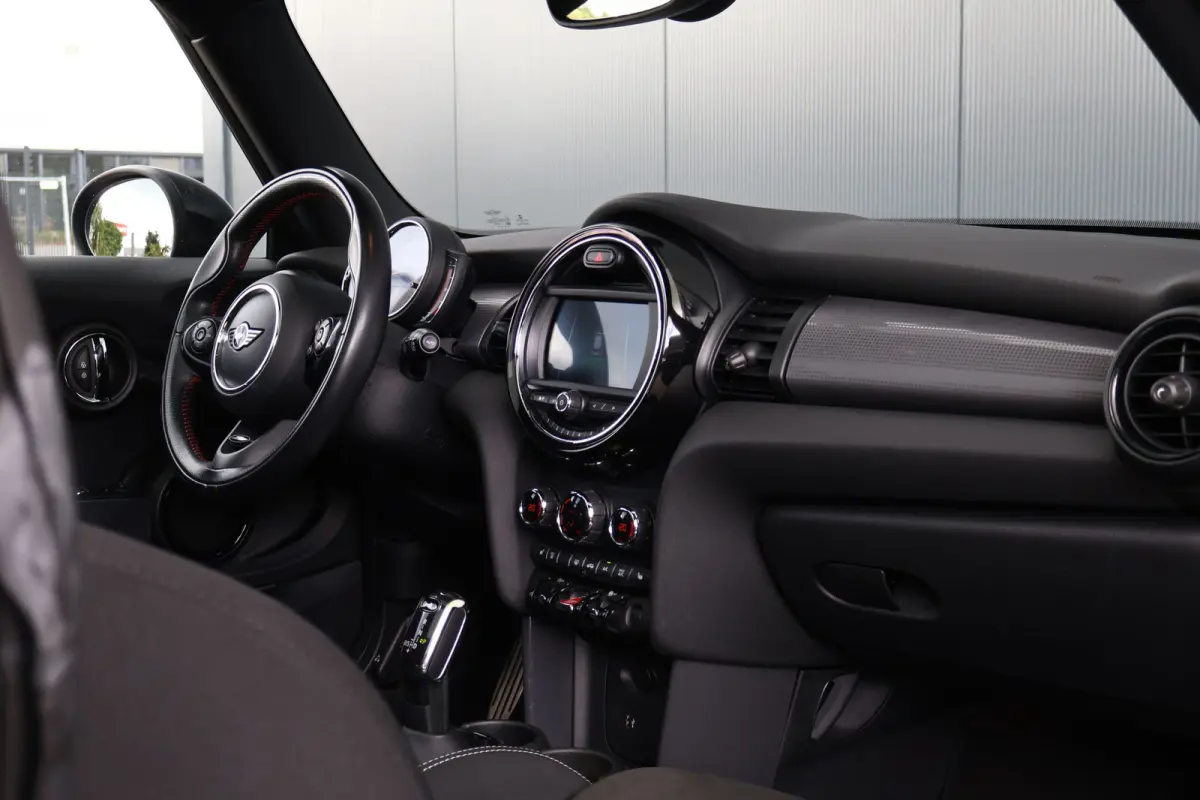 1.5 Cooper JCW Automaat | John Cooper Works trim | Pano | Stoelverwarming | Sportstoelen