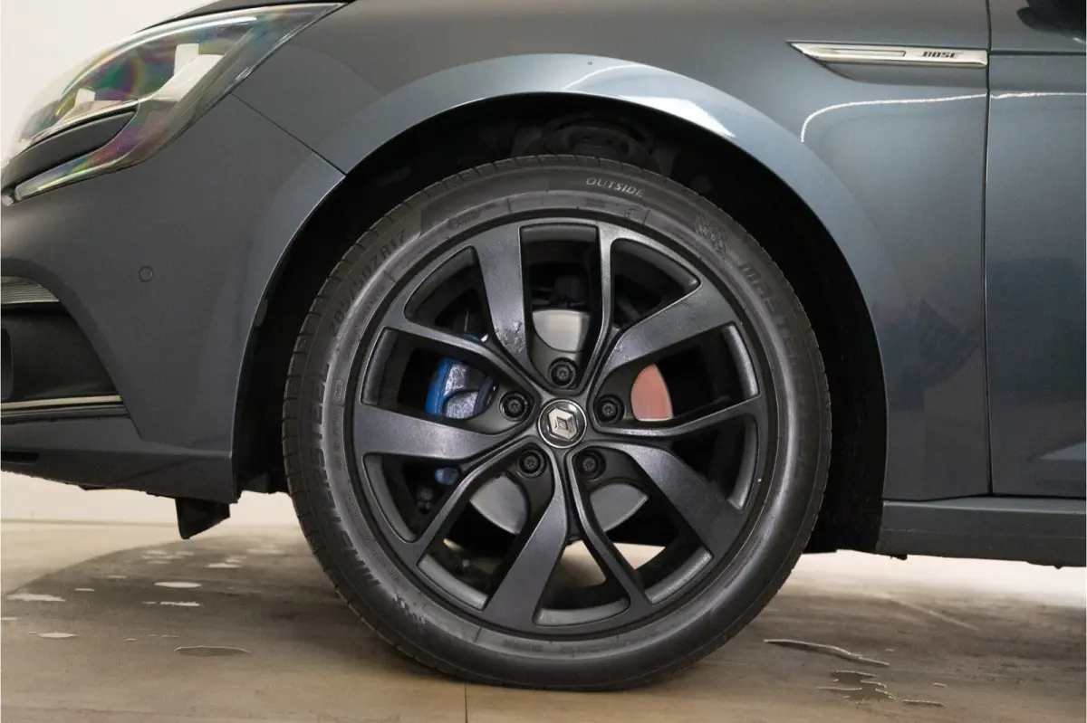 1.3 TCe Bose 141PK NL AUTO+NAP | Trekhaak | Camera&Aut. Inparkeren | Blind Spot | Titanium Grey