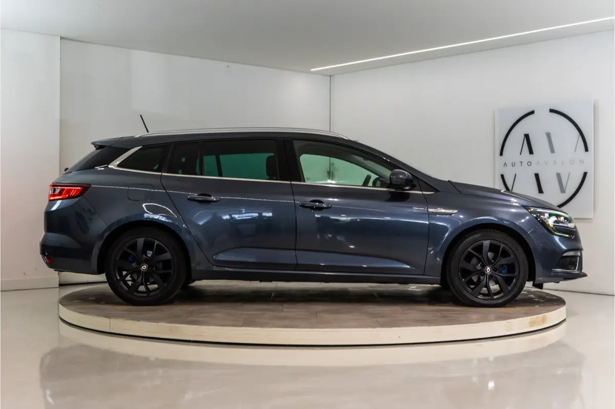 1.3 TCe Bose 141PK NL AUTO+NAP | Trekhaak | Camera&Aut. Inparkeren | Blind Spot | Titanium Grey