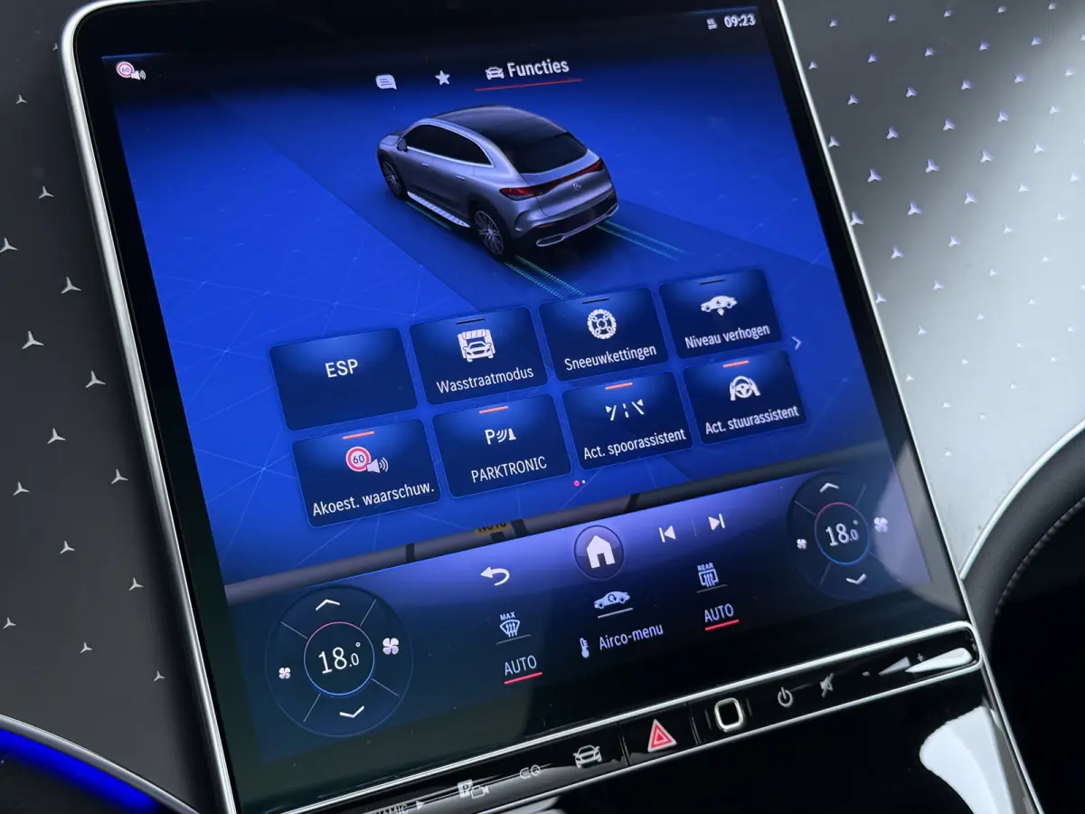 EQE SUV 300 AMG Line 91 kWh | Airmatic Achteras Pano Trekhaak Burmester Ventilatie 4x Stoelverwarming