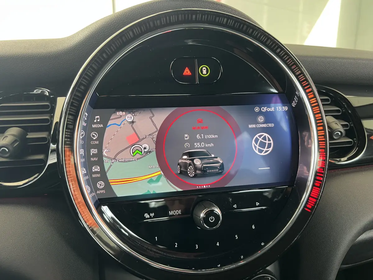 1.5 Cooper Camden Go Edition | AUTOMAAT | LEDER | CAMERA | CARPLAY | NAVI | CRUISE CONTROL | STOELVERWARMING | PDC | CLIMATE CONTROL | LMV 17'' | KEYLESS | LED | DAB | BLUETOOTH