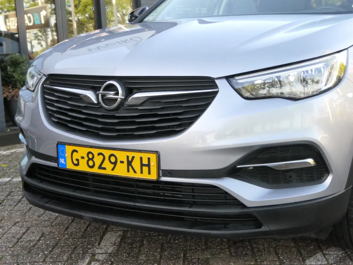 1.2 Turbo 120 Jaar Edition | Trekhaak