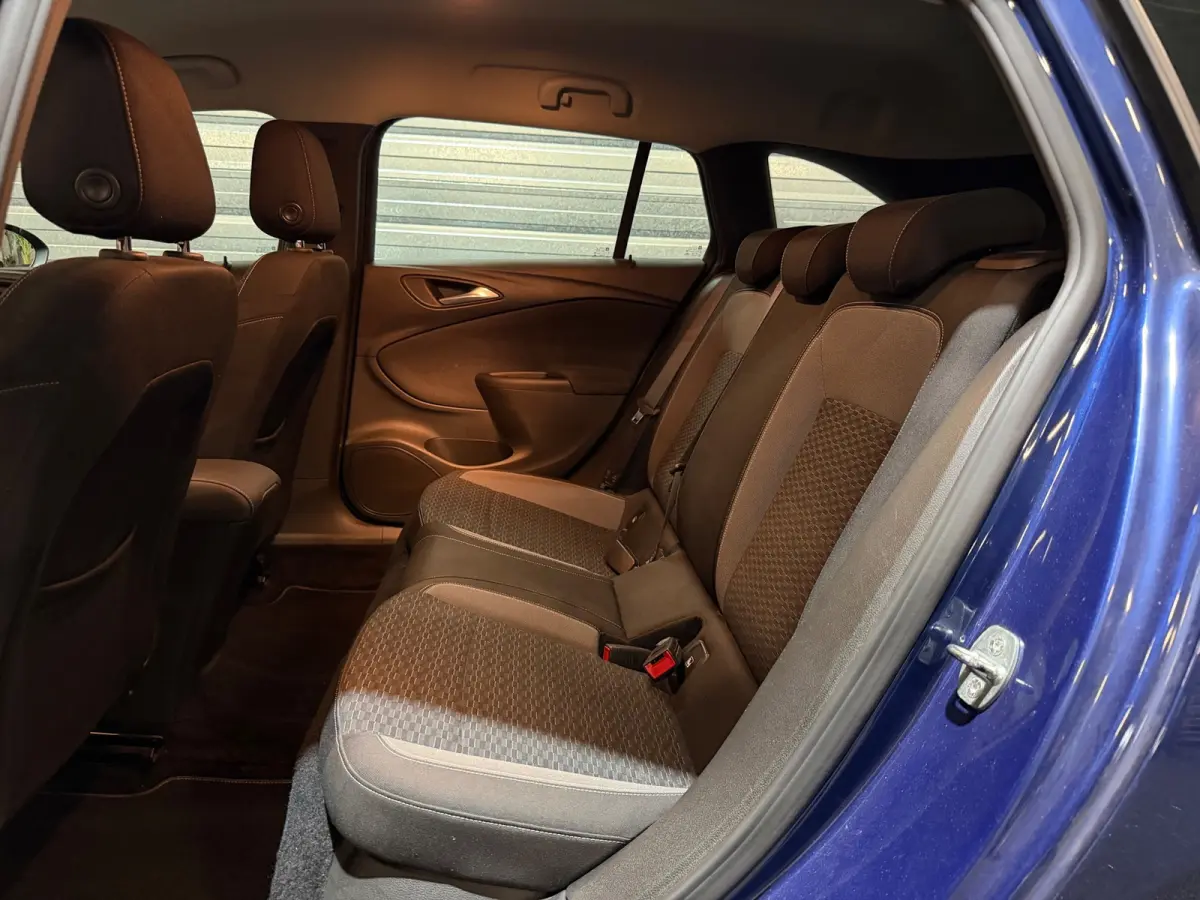 1.2 Edition INCL-BTW/LED/AIRCO/NAVI/CRUISE/PDC/CAMERA/NAP/APK