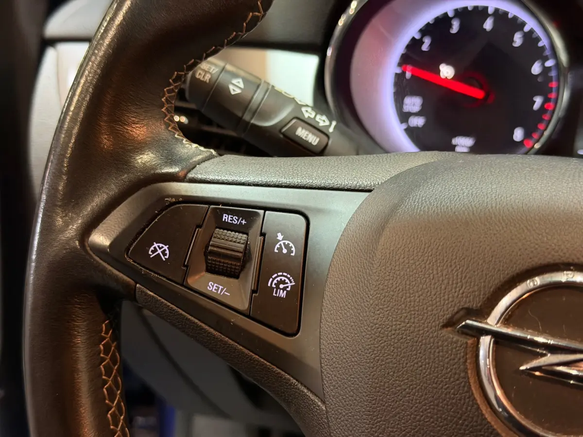 1.2 Edition INCL-BTW/LED/AIRCO/NAVI/CRUISE/PDC/CAMERA/NAP/APK