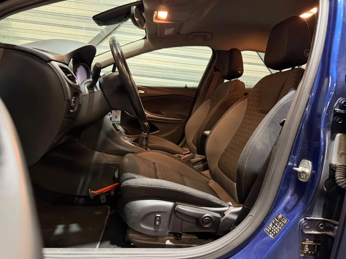 1.2 Edition INCL-BTW/LED/AIRCO/NAVI/CRUISE/PDC/CAMERA/NAP/APK