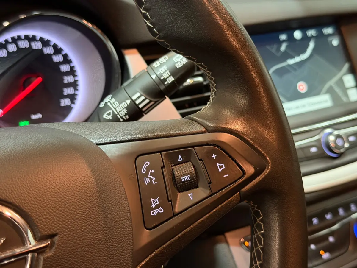 1.2 Edition INCL-BTW/LED/AIRCO/NAVI/CRUISE/PDC/CAMERA/NAP/APK